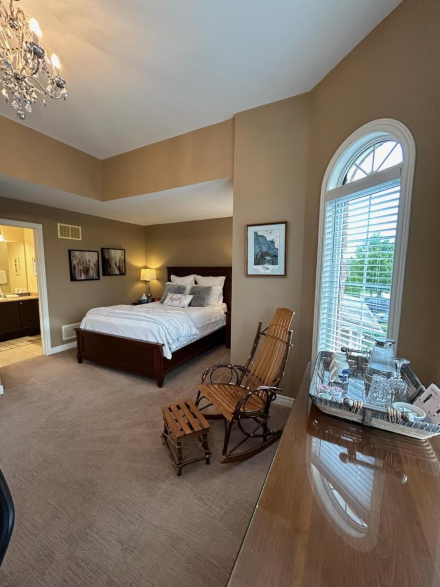 Willow Pond Satellite B&B Port Perry Esterno foto