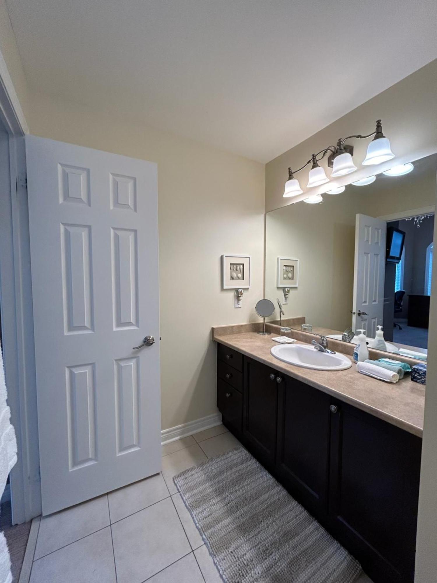 Willow Pond Satellite B&B Port Perry Esterno foto